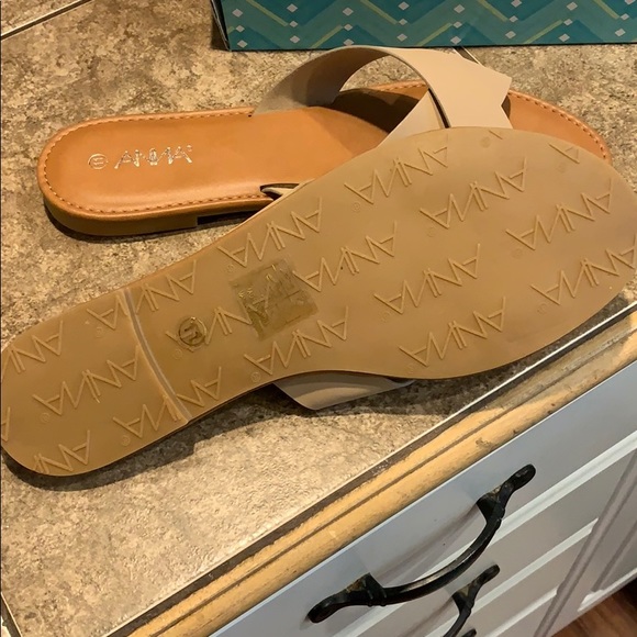 Taupe sandals - Picture 3 of 4